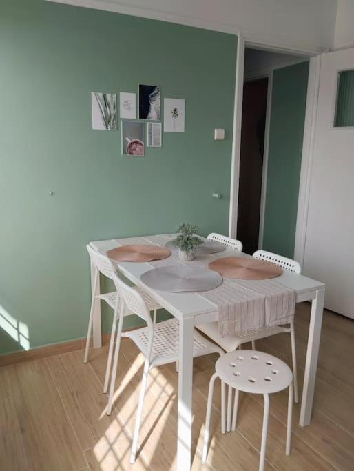 Vicky'S Central Apartment Corinto Exterior foto